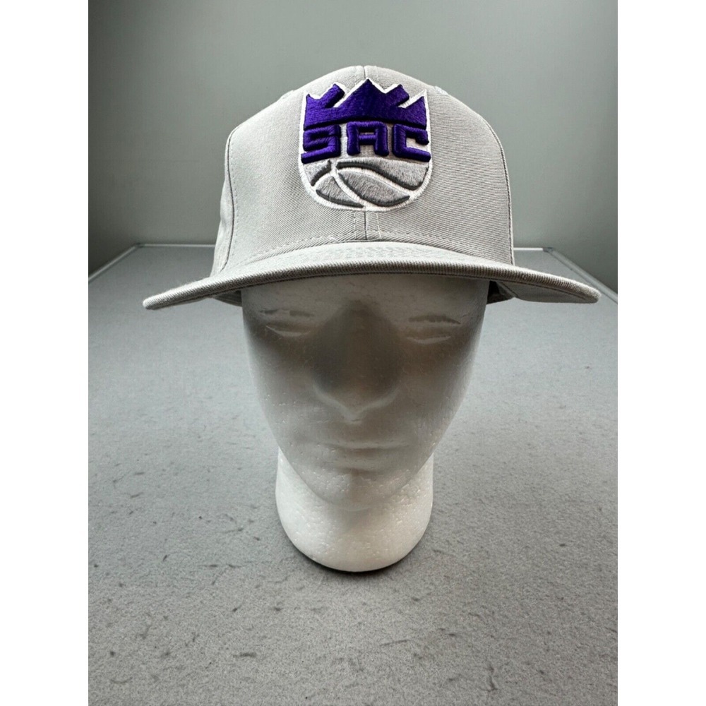 New! Adidas NBA Sacramento Kings SAC Snapback Gray Hat